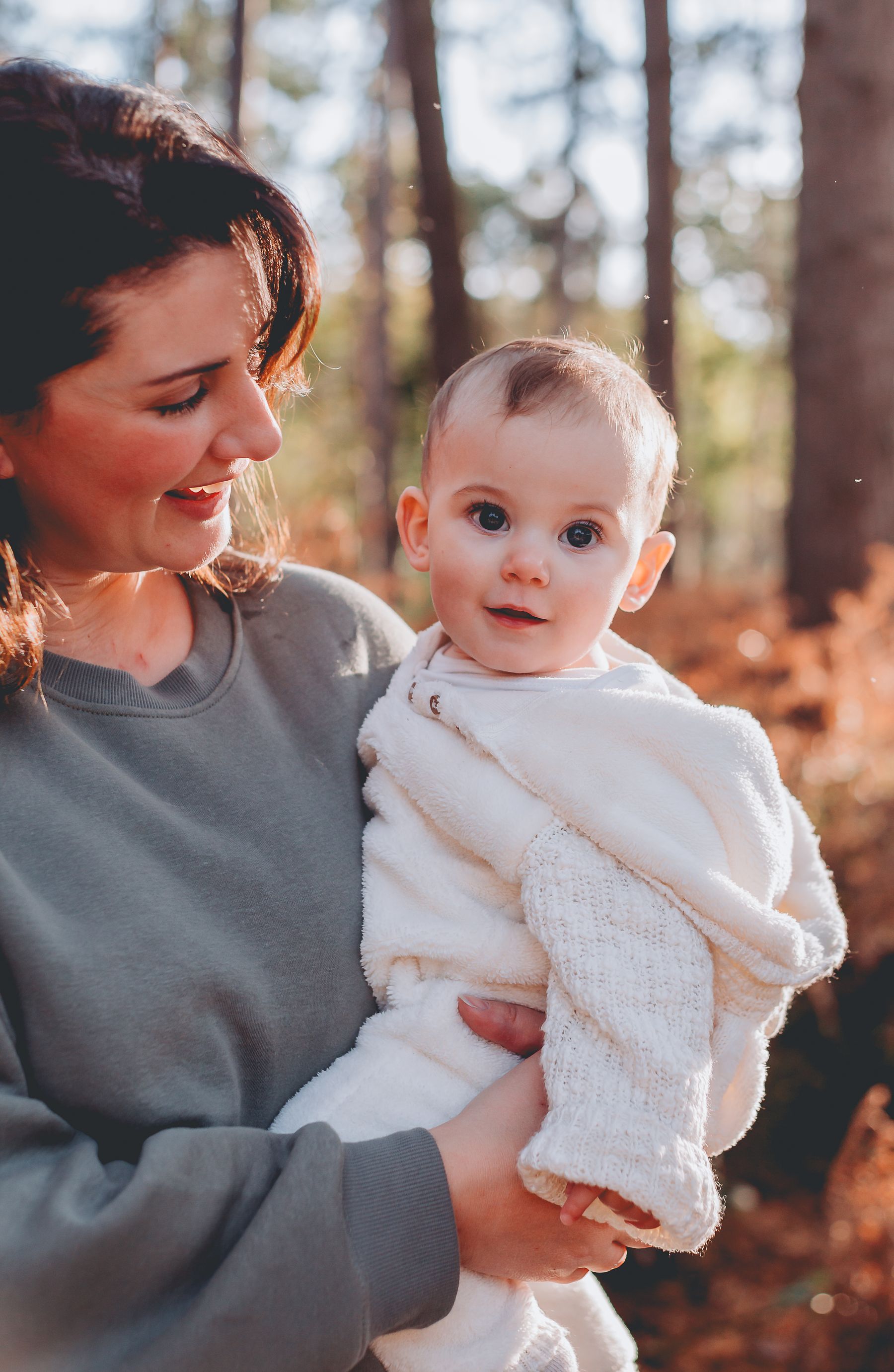 Mum and baby portrait, autumn woodland family session