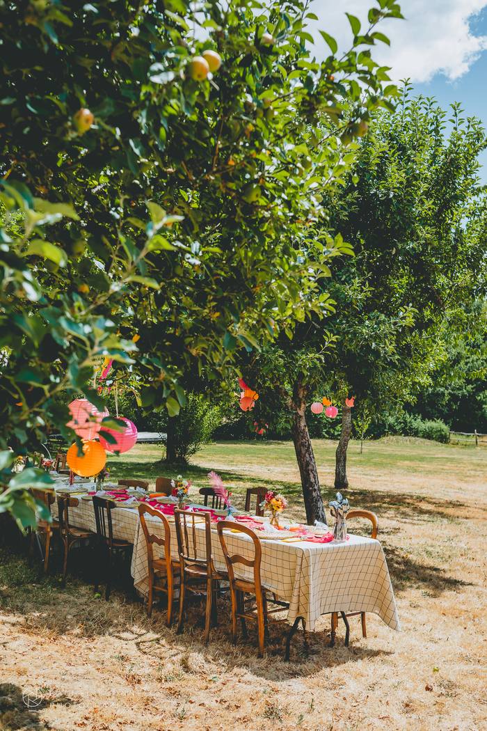Colourful documentary wedding photo, South of France
