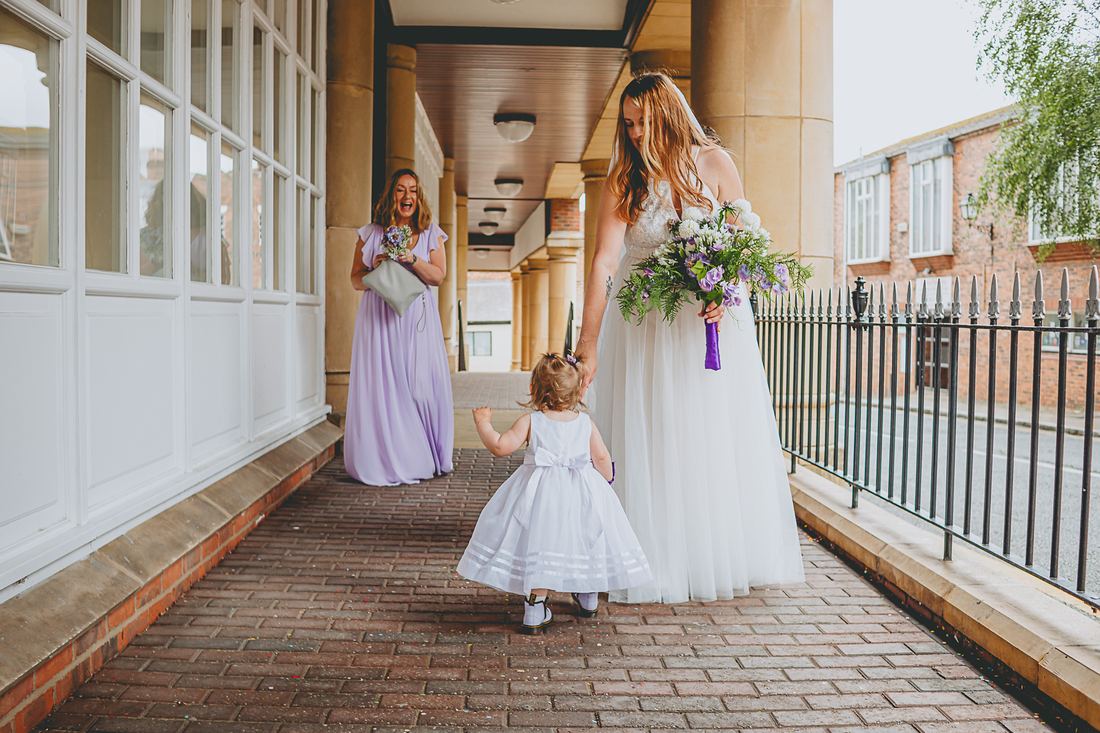 Candid wedding photography, Chester city wedding